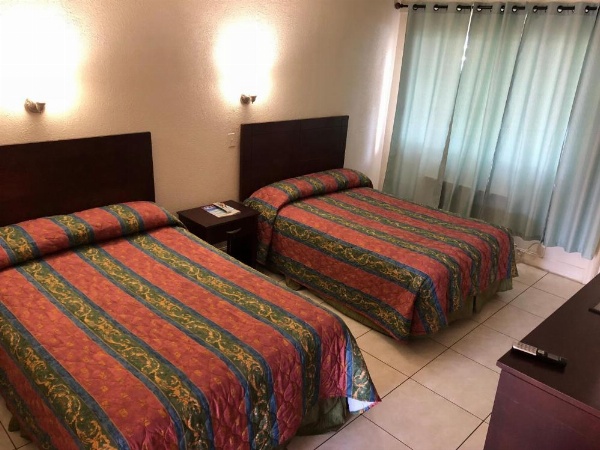 Sunset Inn- Fort Pierce, FL image 25